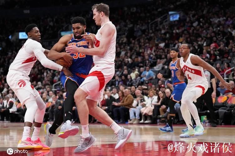 唐斯24+15巴雷特空砍30分 尼克斯送猛龙3连败